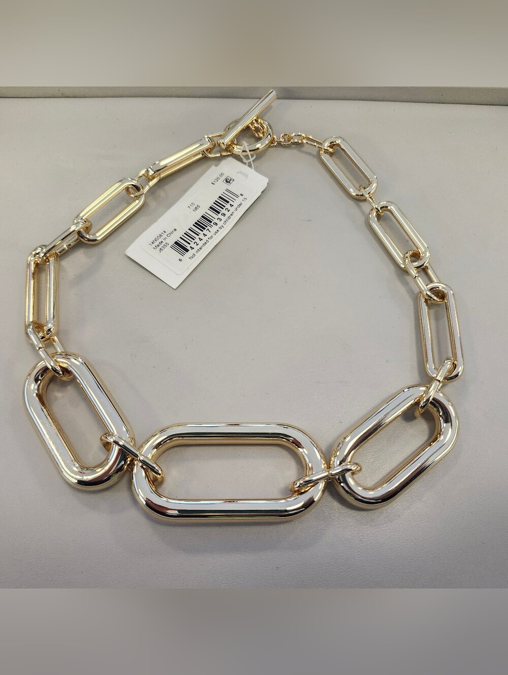 NWT Ralph Lauren Gold-Tone Large Link Collar Necklace - Picture 3 of 3